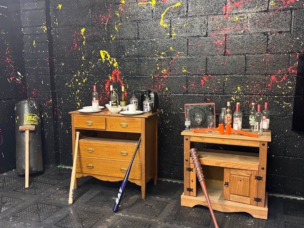 The Rabbit Hole Rage Room rage room in Swindon - smash room experience